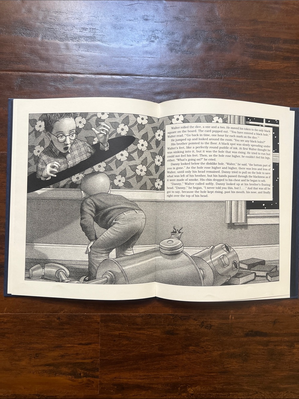 5/$10 Kids Book | Zathura by Chris Van Allsburg - Picture 14 of 15